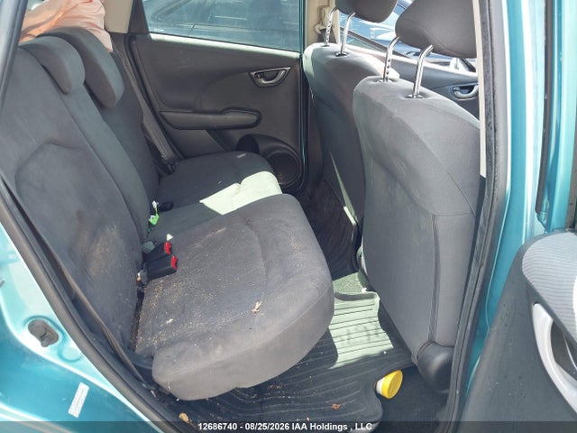 Honda FIT LX 2014 LUCGE8H54E3004682 Image 8