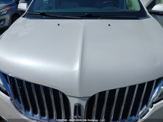 12686746 :رقم المزاد ، 2LMDJ8JK8EBL18970 vin ، 2014 Lincoln Mkx مزاد بيع