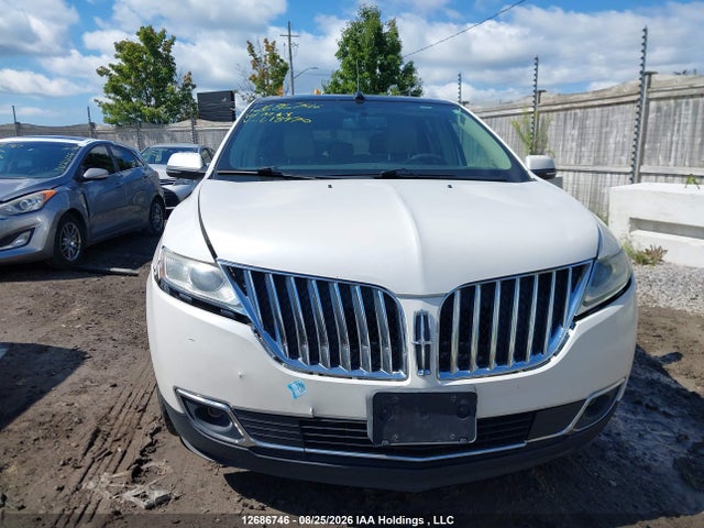 12686746 :رقم المزاد ، 2LMDJ8JK8EBL18970 vin ، 2014 Lincoln Mkx مزاد بيع