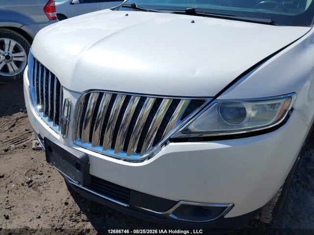 12686746 :رقم المزاد ، 2LMDJ8JK8EBL18970 vin ، 2014 Lincoln Mkx مزاد بيع