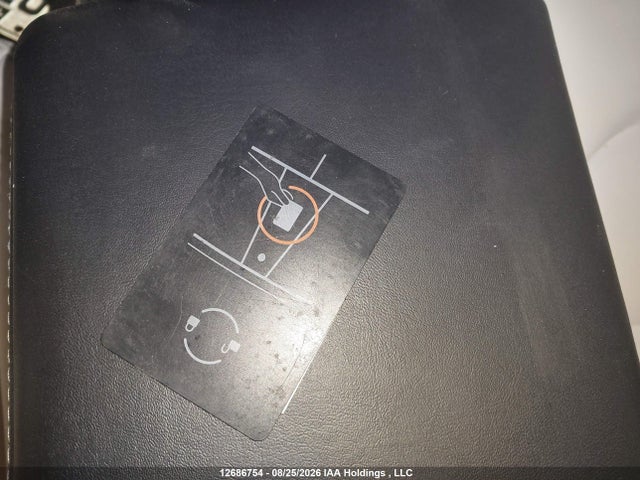 Tesla Model Y 2021 5YJYGDEE1MF182616 Image 11