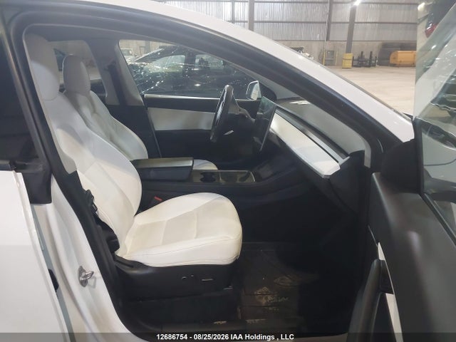 Tesla Model Y 2021 5YJYGDEE1MF182616 Image 5