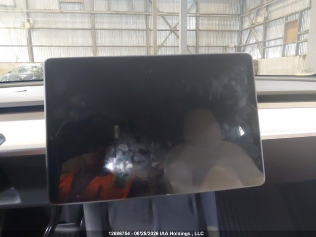 Tesla Model Y 2021 5YJYGDEE1MF182616 Image 7