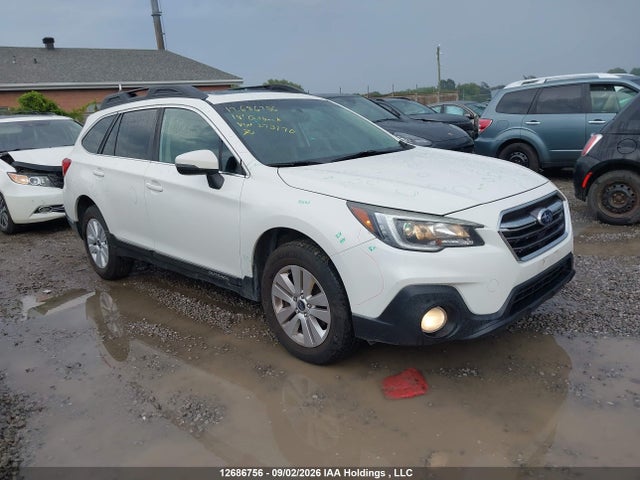 Subaru Outback 2.5i Touring 2018 4S4BSDDC3J3273170 main image