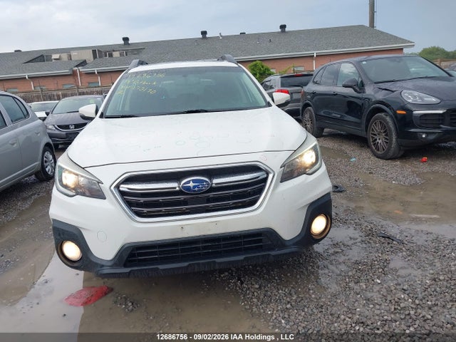 Subaru Outback 2.5i Touring 2018 4S4BSDDC3J3273170 Image 12