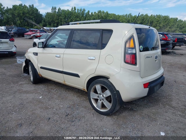 Продажа на аукционе авто 2010 Kia Soul 2.0l 2u/2.0l 4u/2.0l 4u Burner/2.0l 4u Retro/2.0l 4u Sx, vin: KNDJT2A26A7071705, номер лота: 12686761