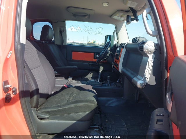 Toyota FJ Cruiser 2014 JTEBU4BF7EK182003 Image 5
