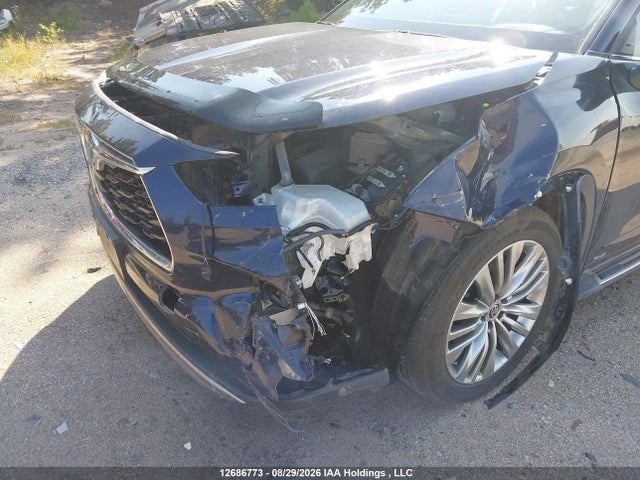 12686773 :رقم المزاد ، 5TDEBRCH8PS110694 vin ، 2023 Toyota Highlander Hybrid Limited/hybrid Platinum مزاد بيع