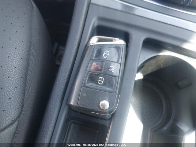 Продаж на аукціоні авто 2018 Volkswagen E-golf Sel Premium, vin: WVWPR7AUXJW912468, номер лоту: 12686796