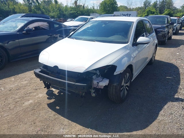 Продаж на аукціоні авто 2018 Volkswagen E-golf Sel Premium, vin: WVWPR7AUXJW912468, номер лоту: 12686796