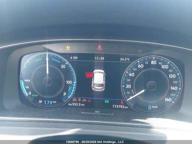 Продаж на аукціоні авто 2018 Volkswagen E-golf Sel Premium, vin: WVWPR7AUXJW912468, номер лоту: 12686796