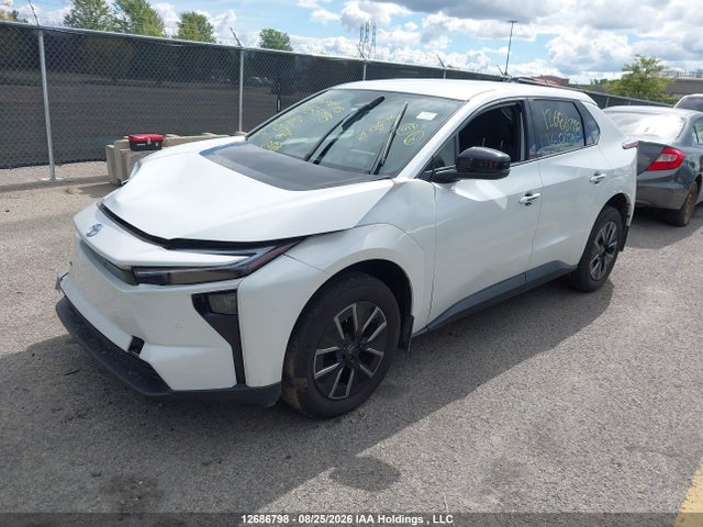 JTMAFAEB8TJ017761 Toyota Bz Xle Fwd