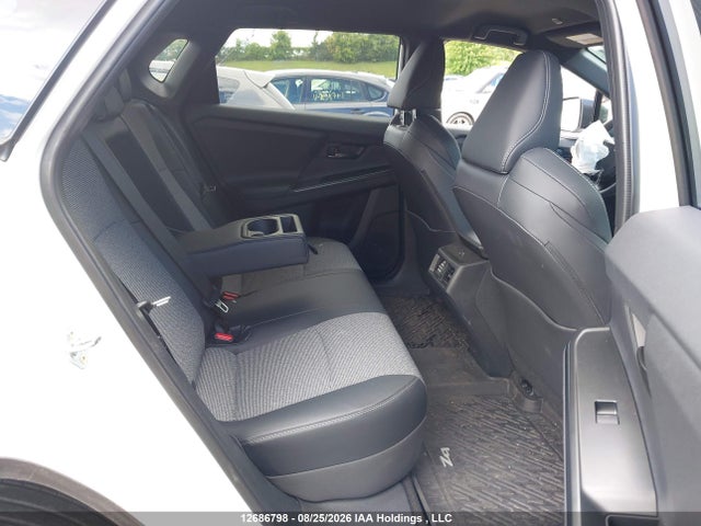 12686798 :رقم المزاد ، JTMAFAEB8TJ017761 vin ، 2026 Toyota Bz Xle Fwd مزاد بيع