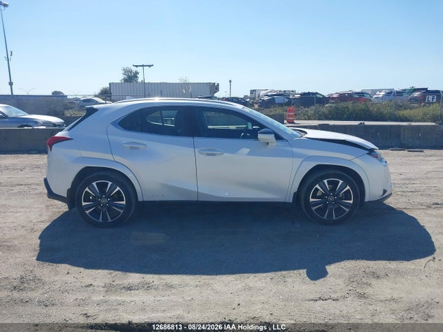 Продажа на аукционе авто 2022 Lexus Ux 250h, vin: JTHL9JBH0N2060799, номер лота: 12686813