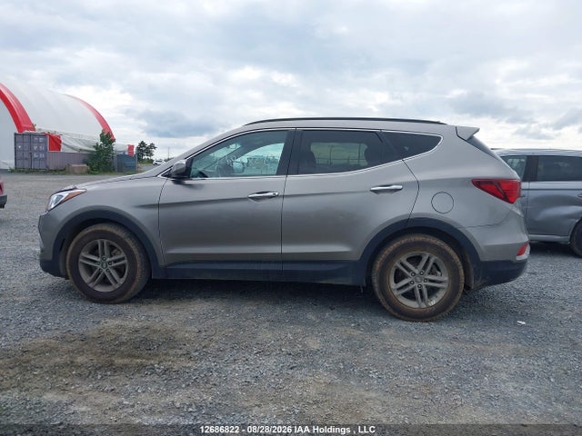 5XYZUDLB1HG467790 Hyundai Santa Fe Sport 2.4 Se