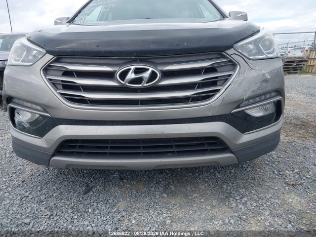5XYZUDLB1HG467790 Hyundai Santa Fe Sport 2.4 Se