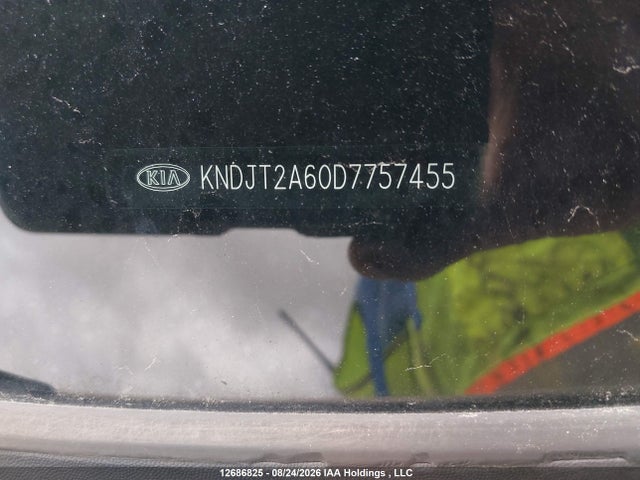 12686825 :رقم المزاد ، KNDJT2A60D7757455 vin ، 2013 Kia Soul مزاد بيع