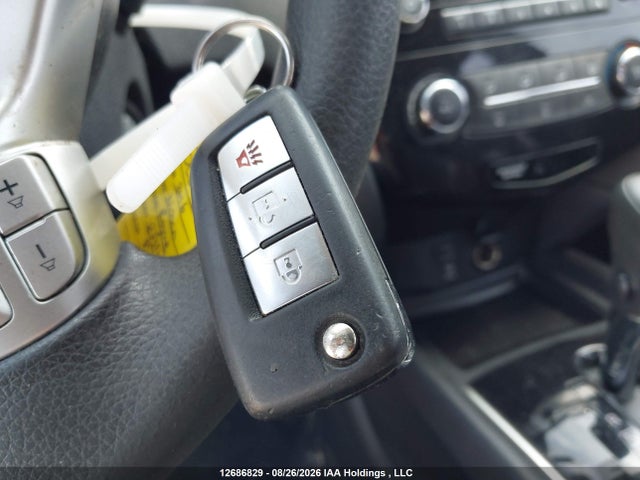 12686829 :رقم المزاد ، 5N1AT2MV8GC873951 vin ، 2016 Nissan Rogue S/sl Premium/sv مزاد بيع