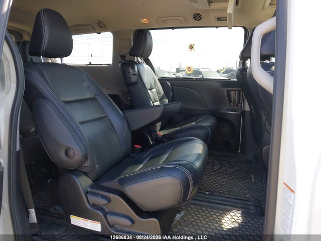 Aukcja sprzedaży 2018 Toyota Sienna Se/se Premium, vin: 5TDXZ3DC4JS964058, numer aukcji: 12686834