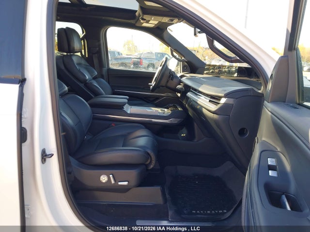 Продажа на аукционе авто 2025 Lincoln Navigator L Reserve, vin: 5LMJJ3LG7SEL11855, номер лота: 12686838