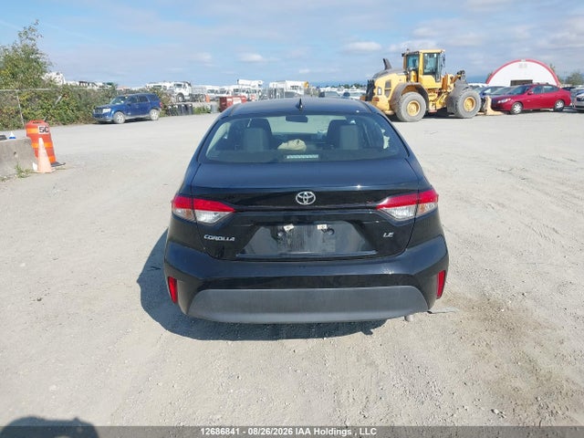 5YFB4MDE9SP313423 Toyota COROLLA LE