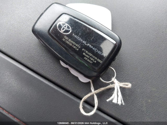 Aukcja sprzedaży 2023 Toyota Highlander L/le/xle/limited/platinum/xse, vin: 5TDKDRBH6PS508744, numer aukcji: 12686845