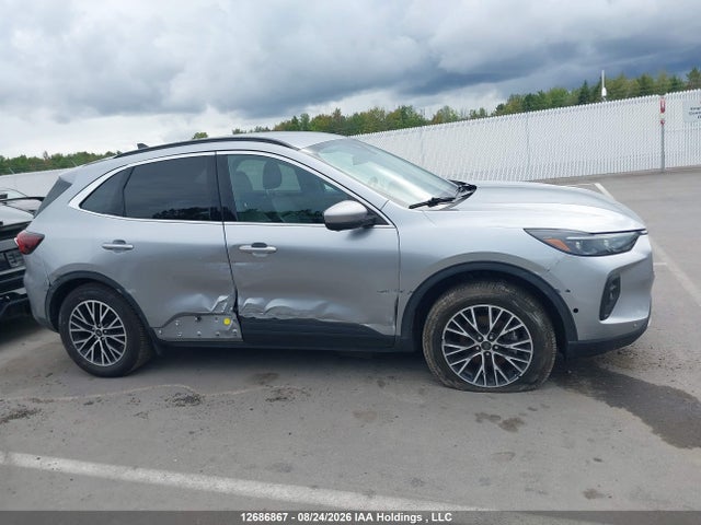 1FMCU0E14PUA28546 Ford Escape Phev
