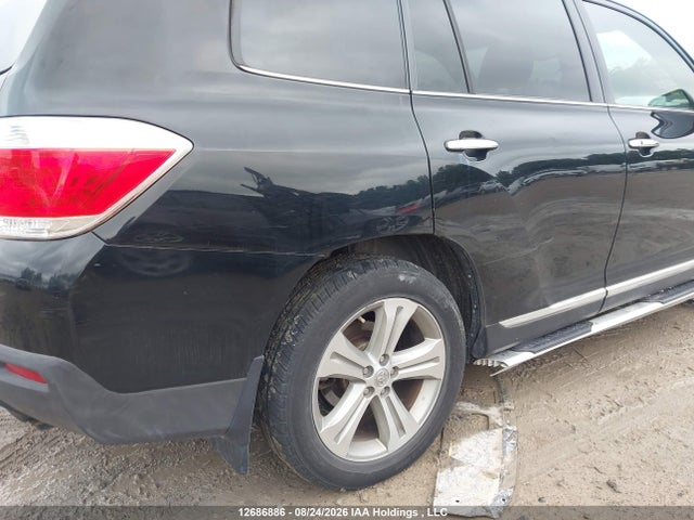 12686886 :رقم المزاد ، 5TDDK3EH6DS177229 vin ، 2013 Toyota Highlander Limited مزاد بيع