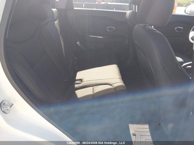 KIA SOUL + 2018 KNDJP3A59J7902831 Image 8