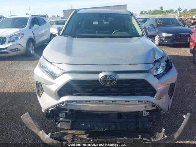12686895 :رقم المزاد ، 2T3B1RFV3KW010565 vin ، 2019 Toyota Rav4 Le مزاد بيع