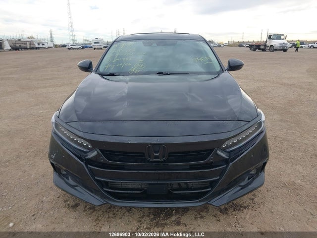 2022 Honda Accord Touring მანქანა იყიდება აუქციონზე, vin: 1HGCV1F9XNA801998, აუქციონის ნომერი: 12686903