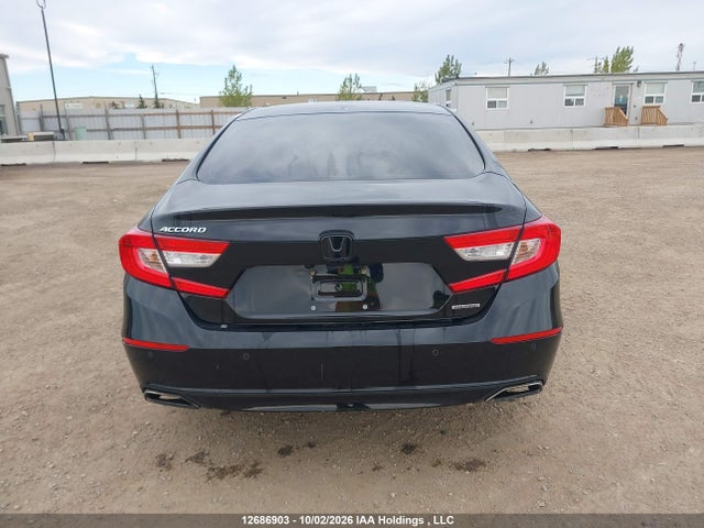 2022 Honda Accord Touring მანქანა იყიდება აუქციონზე, vin: 1HGCV1F9XNA801998, აუქციონის ნომერი: 12686903