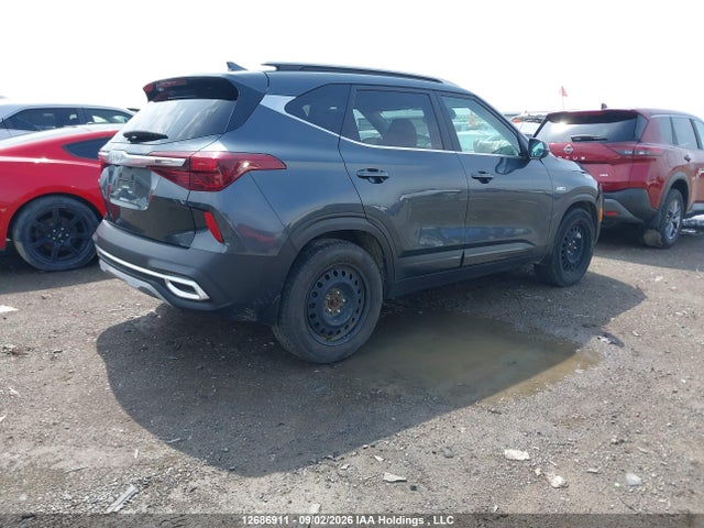 KIA Seltos 2023 KNDEUCAA2P7416846 Image 4