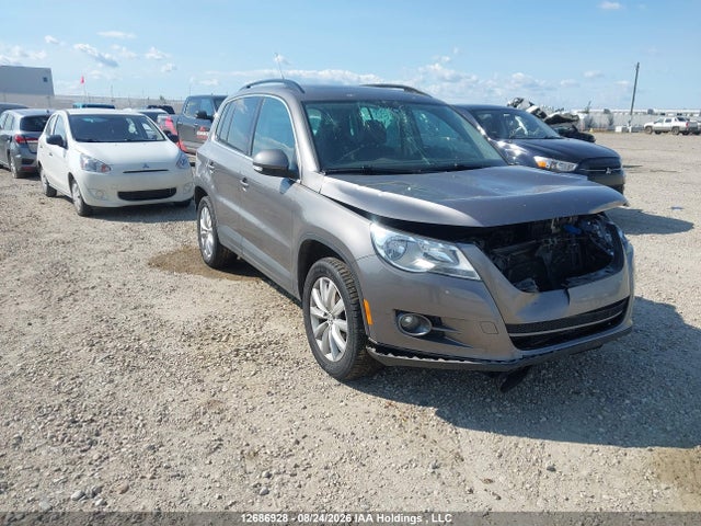 Aukcja sprzedaży 2011 Volkswagen Tiguan S/se/sel, vin: WVGBV7AX9BW532860, numer aukcji: 12686928