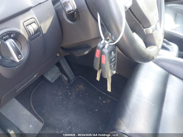 Продажа на аукционе авто 2011 Volkswagen Tiguan S/se/sel, vin: WVGBV7AX9BW532860, номер лота: 12686928
