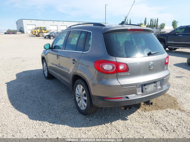 Продажа на аукционе авто 2011 Volkswagen Tiguan S/se/sel, vin: WVGBV7AX9BW532860, номер лота: 12686928