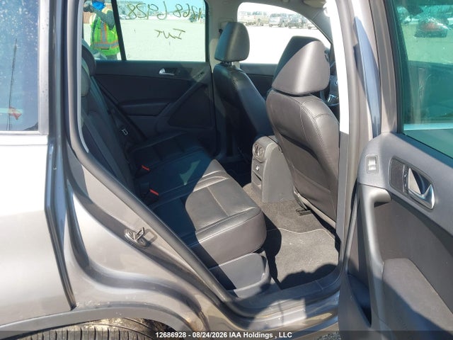 Продажа на аукционе авто 2011 Volkswagen Tiguan S/se/sel, vin: WVGBV7AX9BW532860, номер лота: 12686928