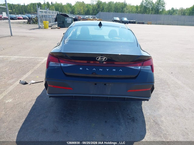 KMHLM4DG3SU918722 Hyundai Elantra Preferred With Tech Package