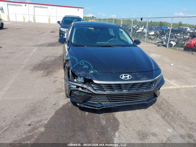 KMHLM4DG3SU918722 Hyundai Elantra Preferred With Tech Package