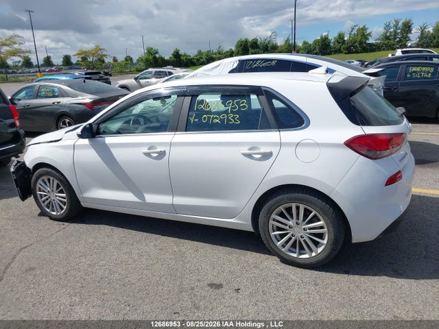 2018 Hyundai Elantra Gt მანქანა იყიდება აუქციონზე, vin: KMHH35LE7JU072933, აუქციონის ნომერი: 12686953