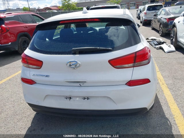 2018 Hyundai Elantra Gt მანქანა იყიდება აუქციონზე, vin: KMHH35LE7JU072933, აუქციონის ნომერი: 12686953