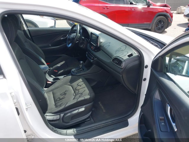 2018 Hyundai Elantra Gt მანქანა იყიდება აუქციონზე, vin: KMHH35LE7JU072933, აუქციონის ნომერი: 12686953