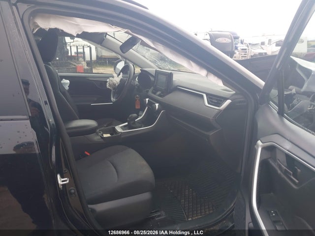 Продаж на аукціоні авто 2021 Toyota Rav4 Le, vin: 2T3B1RFV5MC235364, номер лоту: 12686966