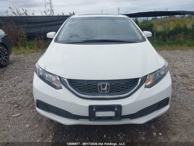 Honda Civic 2015 2HGFB2F50FH042404 Image 11