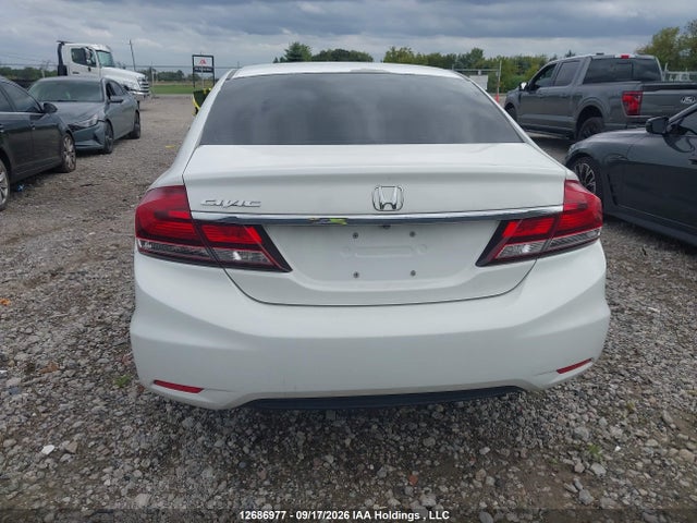Honda Civic 2015 2HGFB2F50FH042404 Image 15