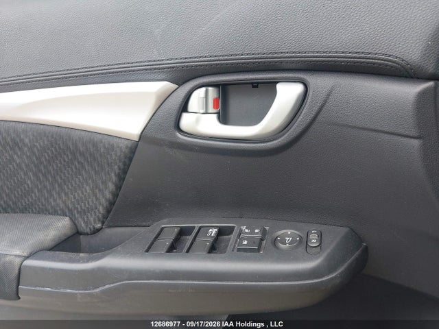 Honda Civic 2015 2HGFB2F50FH042404 Image 18