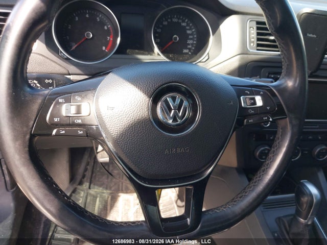 Продажа на аукционе авто 2015 Volkswagen Jetta 1.8 Tsi Comfortline/1.8 Tsi Trendline+, vin: 3VWD07AJ9FM227434, номер лота: 12686983