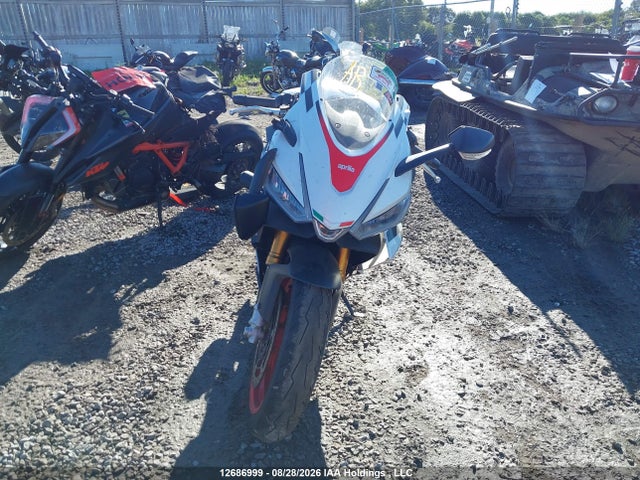 ZD4KSUR06RS000572 Aprilia Rs 660 Extrema