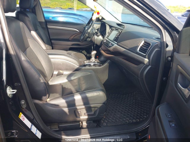 Auction sale of the 2019 Toyota Highlander Hybrid Hybrid, vin: 5TDDGRFH0KS074324, lot number: 12687019