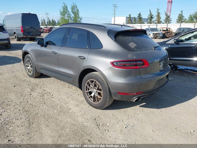 WP1AB2A5XFLB43676 Porsche MACAN S